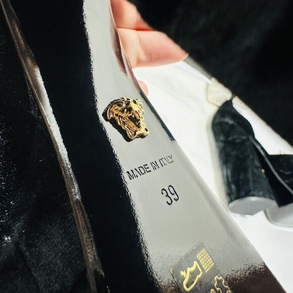 Versace Aevitas Platform Pumps EU 39/ US 9 Black Velvet Shoe Crystal NIB $1,575 - Picture 13 of 15
